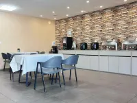 蒙特內哥羅頭明楓小築飯店 額爾古納住宿飯店