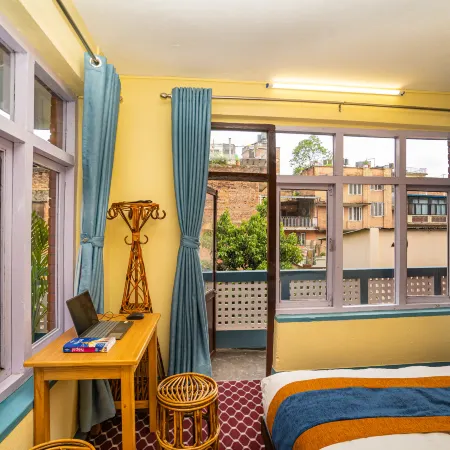 Kwabahal Boutique Hostel Отели рядом с достопримечательностью «Бхимсен Тауэр (Дарахара)»