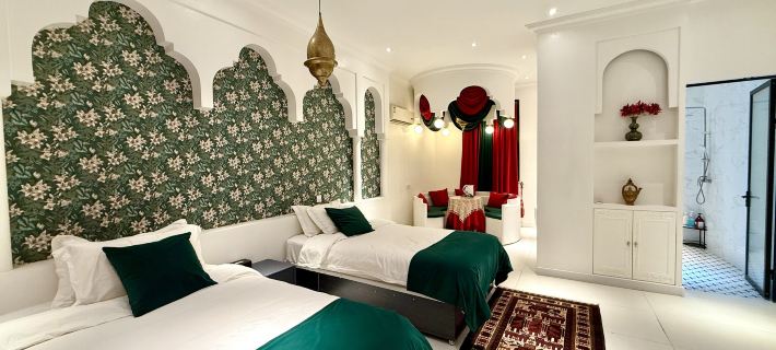 Silk Road Lodges Отели в г. Турфан
