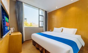 Bijiashan Apartment (Shenzhen Sports Center Yinhu Subway Station Branch)