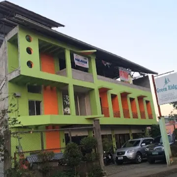 Green Ridge Apartelle