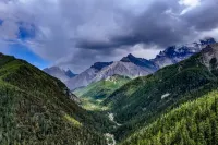 Yading Lanyond Hotel - Mountain view