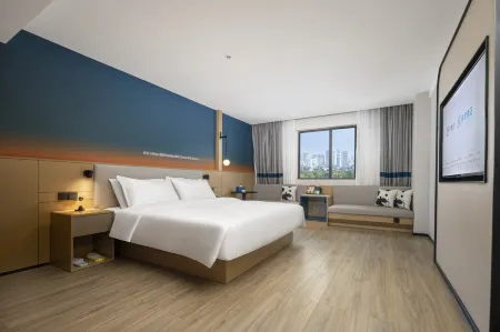 Shimian Yangguang Xingchen Hotel