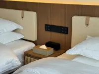 Yunyushan White Homestay (Wuye Temple Branch) Hotels near Dailuoding