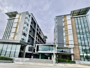 Tisha Hotel