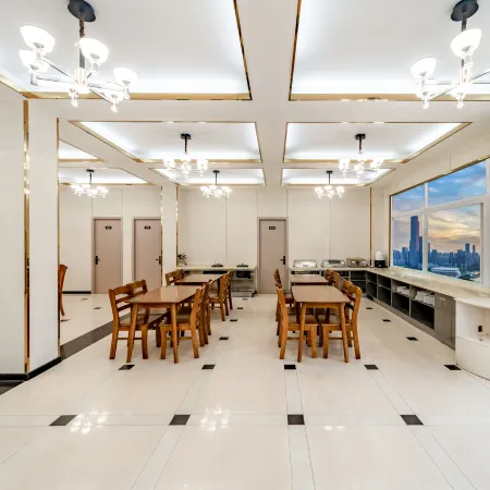 GreenTree Inn Express Hotel (Sishui Quanxin Road)