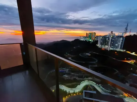 Emerald Homes Cozy Homestay @ Ion Delemen Genting Highlands Отели рядом с достопримечательностью «Ripley's Believe It or Not!»