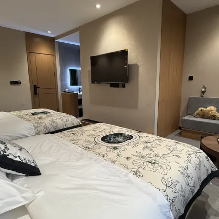Arxan Yingkelai Hotel