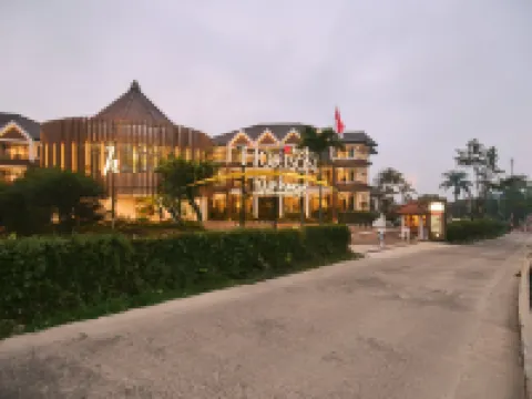 Horison Resort Tulip Puncak Hotels in Cipanas