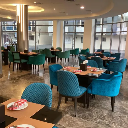 Tamr Inn Hotel Отели рядом с достопримечательностью «Дейра»
