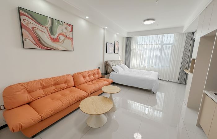 Yulong YunShe YOSO Homestay (Wenbin Real Estate Business Center)
