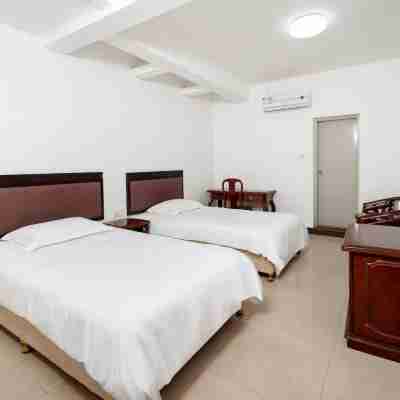 Zhongyuan Hotel Rooms