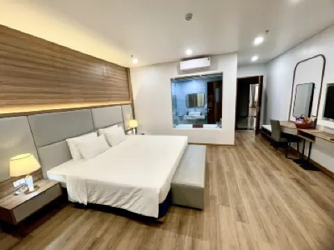 Central Ha Long Hotel Hotels near Sun World Halong Complex