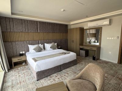 Sweet Land Hotel