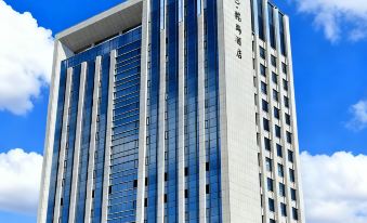 Dongming Shuiyi Kunpeng Hotel