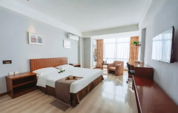 Zheng He Hotel Hôtels à proximité de : Baotou Vocational & Technical College (Jianhua Road)