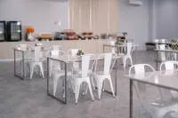 One Budget Hotel Chiangrai Maesai Payang - Breakfast