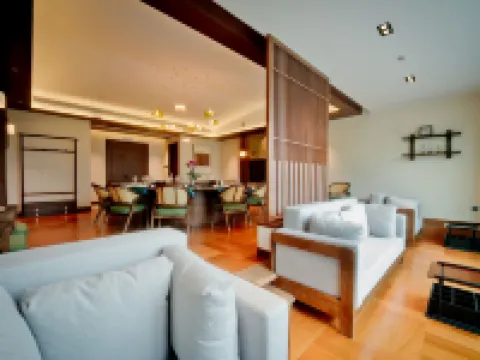 Huaying Shili Fangfei Hongyan Meicun Hotels in Huaying