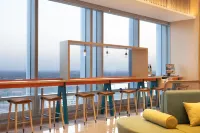 HOME2 SUITS BY HILTON NINGBO HANGZHOU BAY NEW AREA - Business