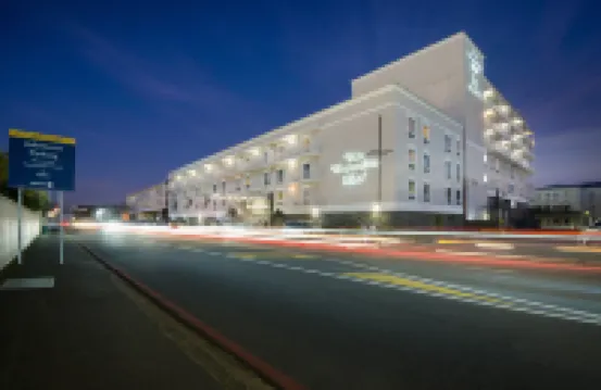 科莫多酒店 酒店