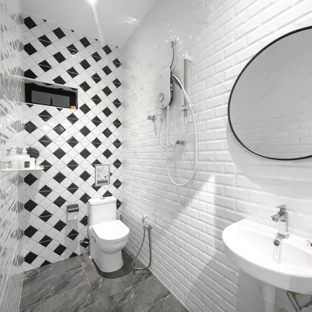 C Private Club House 5B3B 16 pax@Ipoh