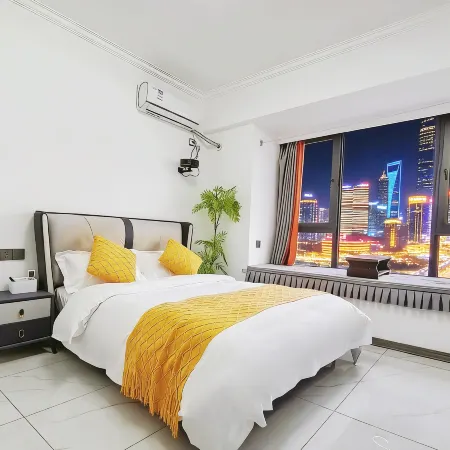 Yiduo Light Luxury Apartment (Linghu Wanda)