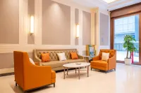 Vienna Hotel (Nantong Qingnian Middle Road Dayoujing Branch)