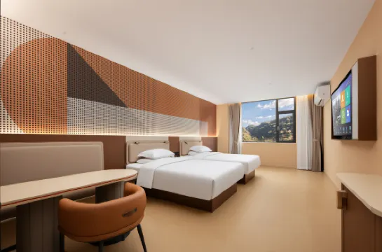 Baihe Yunqige International Hotel