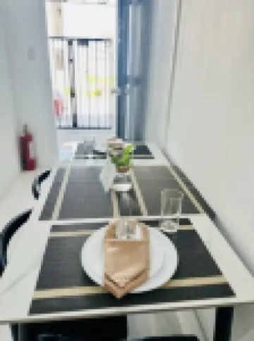 Near Clark Airport 2BR Townhouse | Fast WIFI