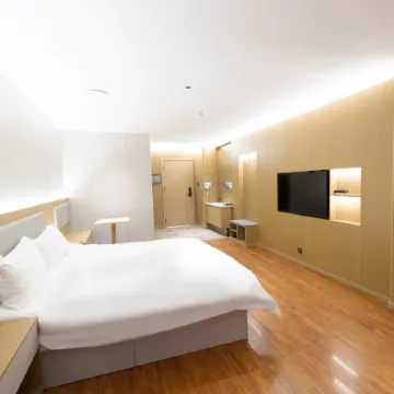 Dehui Sky City Business Hotel