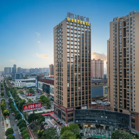 Xinxili International Hotel (Yulin Wanda Garden Expo Park Branch)