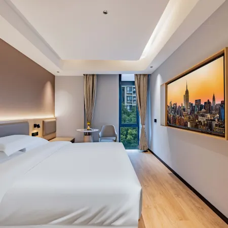 Kaiman Platinum Hotel (Tonghe Xincun Metro Station Branch) Отели рядом с достопримечательностью «Шанхай коммуникейшенс Политекник»