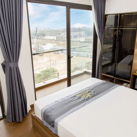 Hoa Lu City Hotel -  Ancient Town, Ninh Binh Отели рядом с достопримечательностью «Гора Нон Нуок»