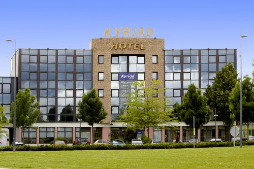 Kyriad Creteil - Bonneuil Sur Marne - parking