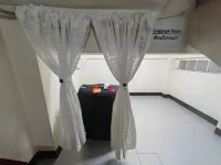 57 Hidden House BkK Chinatown Debsirin學院附近的飯店