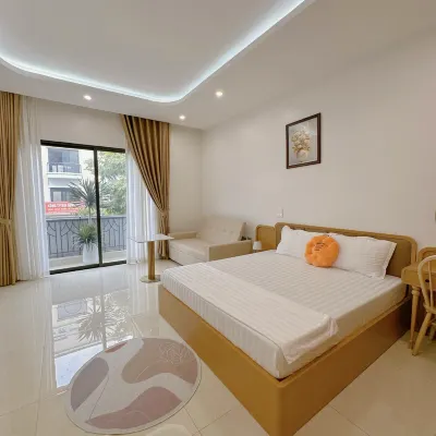Moonstone Homestay and Cafe - Vinhomes Ocean Park 2 Hotels near Công Viên Sao Biển Ocean Park