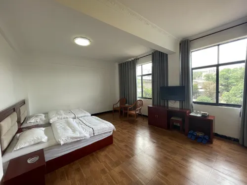 YcHotel