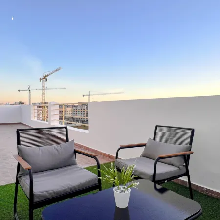 Luxury Apartment Sunset – Private Parking