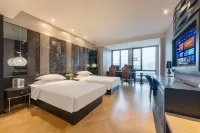 Tengwan · ALIENWARE Alien E-Sports Hotel (Guangzhou Baiyun International Airport)