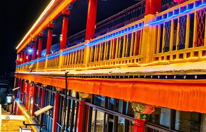 Nima Golden Dragon Hotel