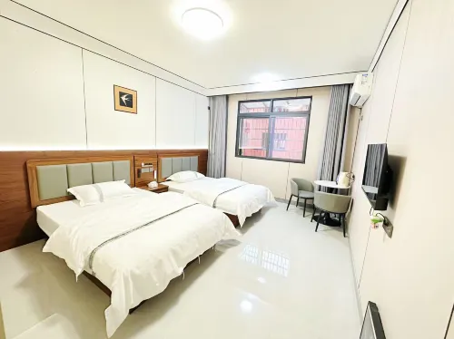 Qianqi Town Mufeng Hotel