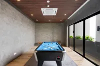 Lumi Tropicana by Chua Home - 健身室/gym room