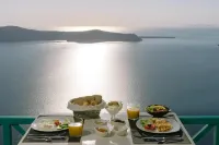 Afroessa Hotel by Caldera Houses - breakfast