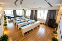 โรงแรม ฮอลิเดย์ ฮัวไห่ - ที่มีที่จอดรถ