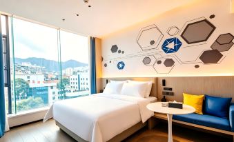 Microtel by Wyndham  (Qianling Mountain Park， Guiyang )