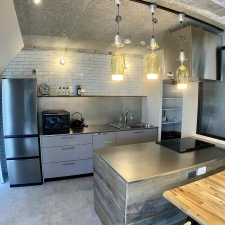 Near Namba(5mins by train)/Free WiFi/408