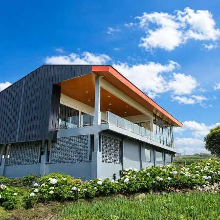 Fieris Valley Luxury Villa Hotels in Pacet