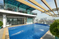 GM International Hotel and Apartment - สระว่ายน้ำบนดาดฟ้า