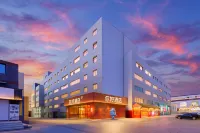 Ni Hao Hotel (Shenyang Zhongjie Imperial Palace Liu Laogen Grand Stage) - Balkoner