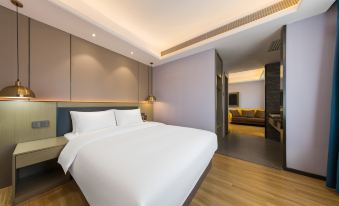 TRUE GO Hotel X (Beijing Chaoyang High-Speed Railway Station  Yaojiayuan Subway Station)
